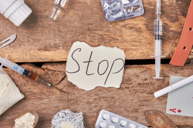 Spotting Addiction Early: Key Warning Signs